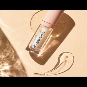 💋Arbonne Lychee LipOil💋